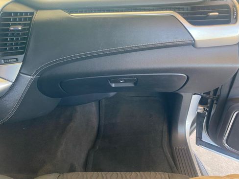Used 2015 Chevrolet Tahoe LS RWD image 35