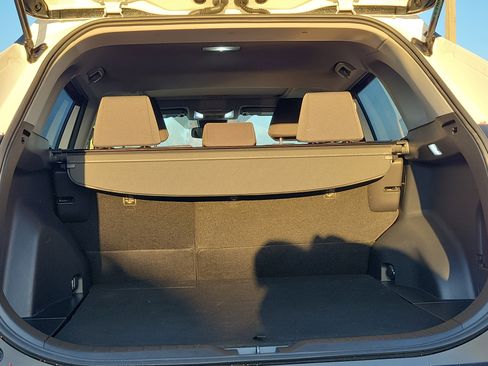 Used 2019 Toyota RAV4 XLE image 9