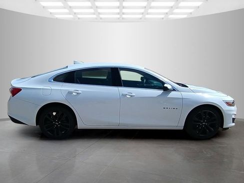 Used 2024 Chevrolet Malibu LT w/ Sport Edition FWD image 9