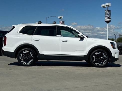 Used 2025 Kia Telluride S AWD/4WD image 7