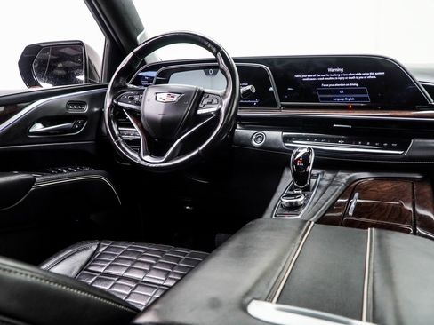 Used 2022 Cadillac Escalade ESV Sport Platinum w/ LPO, ONYX Package image 19