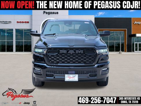 New 2026 RAM 1500 Express AWD/4WD image 6