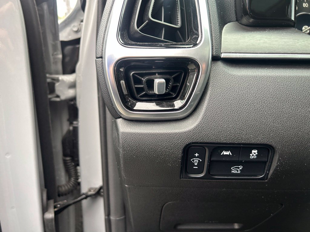 Certified 2023 Kia Sorento SX AWD/4WD image 18