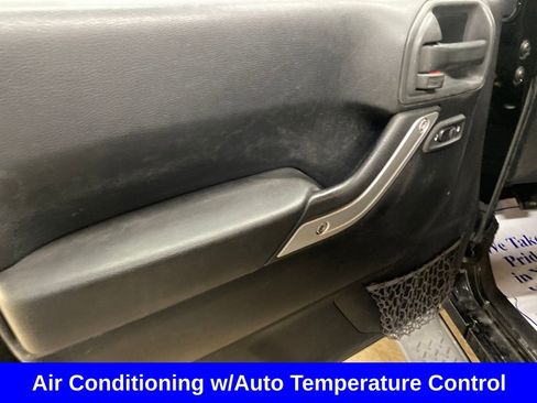 Used 2012 Jeep Wrangler Unlimited Sahara w/ Connectivity Group image 8