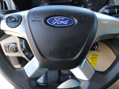 Used 2014 Ford Transit Connect XLT image 12