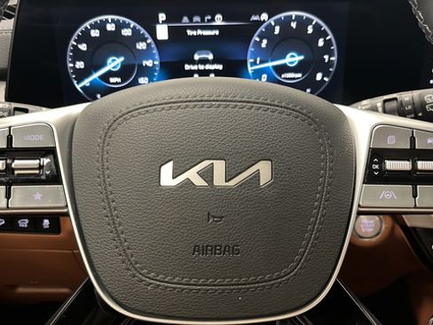 Used 2025 Kia Telluride SX Prestige X-Line AWD/4WD image 16