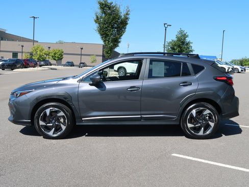 Used 2024 Subaru Crosstrek 2.5i Limited w/ Crosstrek Mirror Package AWD/4WD image 5