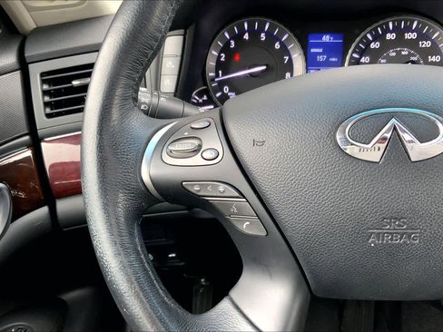 Used 2019 INFINITI Q70 L 3.7 AWD/4WD image 24