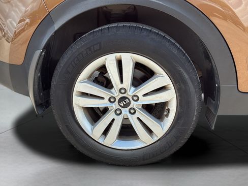 Used 2017 Kia Sportage LX FWD image 29