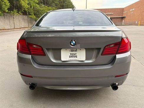 Used 2011 BMW 535i Sedan RWD image 5
