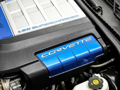 Used 2011 Chevrolet Corvette ZR1 w/ Preferred Equipment Group RWD image 58