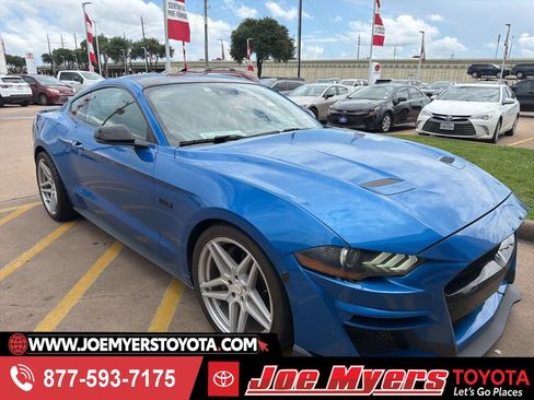 Used 2021 Ford Mustang GT Premium w/ Equipment Group 401A RWD image 1