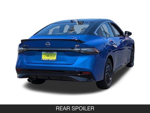 New 2026 Nissan Sentra SR w/ Floor Mat Package FWD image 8