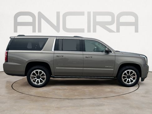 Used 2019 GMC Yukon XL Denali w/ Denali Ultimate Package image 11