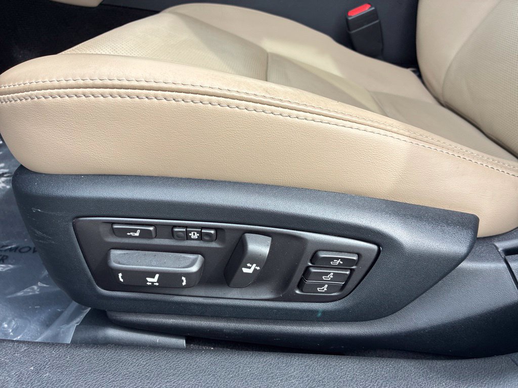Used 2016 Lexus GS 350 w/ Luxury Package RWD image 13