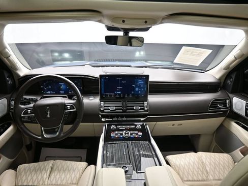 Used 2024 Lincoln Navigator Black Label AWD/4WD image 20