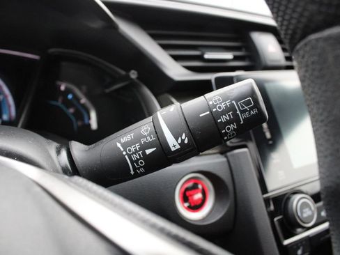 Used 2018 Honda Civic EX image 15
