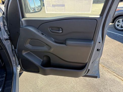 New 2026 Nissan Frontier SV w/ SV Convenience Package image 17