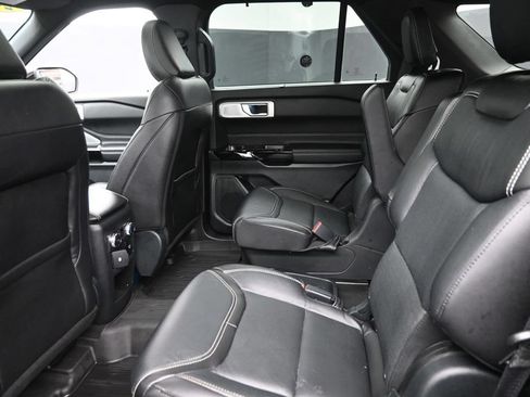 Used 2021 Ford Explorer ST w/ Equipment Group 401A AWD/4WD image 14