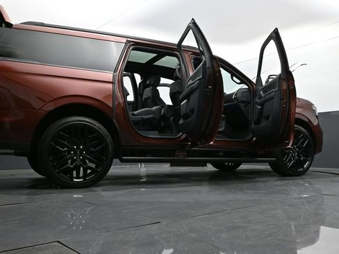 New 2027 Ford Expedition Max Platinum w/ Stealth Performance Package AWD/4WD image 35