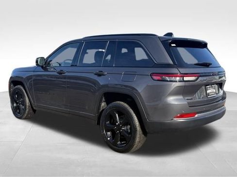 New 2026 Jeep Grand Cherokee Limited w/ Limited Altitude Package image 5