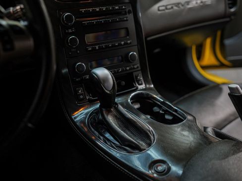 Used 2011 Chevrolet Corvette Grand Sport w/ Preferred Equipment Group RWD image 39