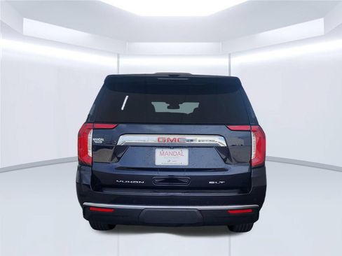 Used 2023 GMC Yukon SLT AWD/4WD image 7