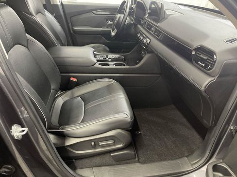 Used 2023 Honda Pilot Elite image 26