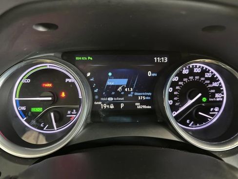 Used 2020 Toyota Camry XLE w/ Driver Assist Package image 18