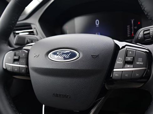 Used 2023 Ford Escape Active w/ Tech Pack #1 AWD/4WD image 18