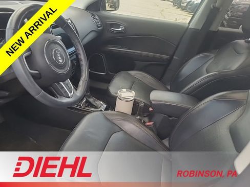 Used 2018 Jeep Compass Limited w/ Navigation Group AWD/4WD image 10