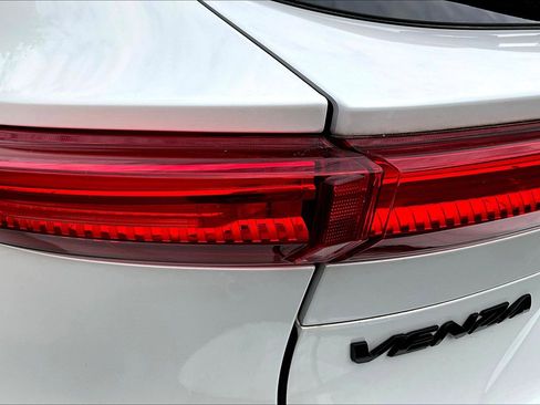 Used 2024 Toyota Venza Nightshade AWD/4WD image 23