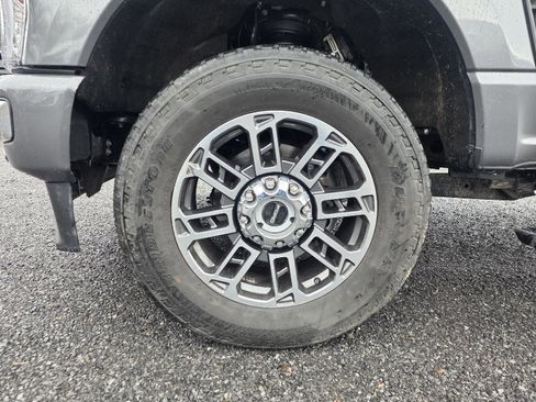 Used 2024 Ford F350 Limited w/ FX4 Off-Road Package image 16