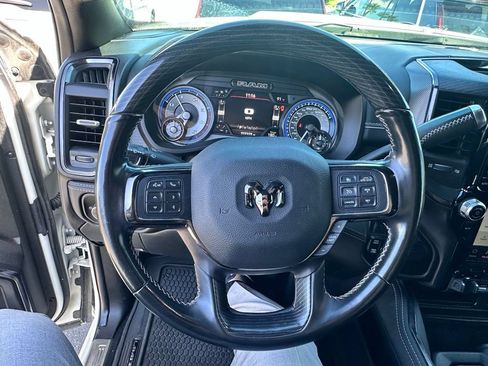 Used 2022 RAM 2500 Limited AWD/4WD image 11