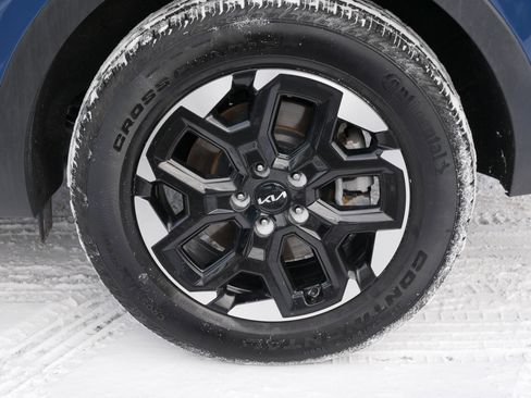 Certified 2025 Kia Sorento S image 15