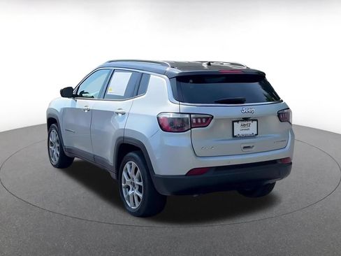 Used 2025 Jeep Compass Limited AWD/4WD image 9