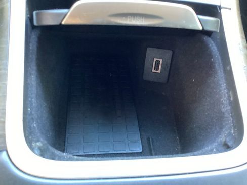 Used 2019 Lincoln Nautilus Select image 59