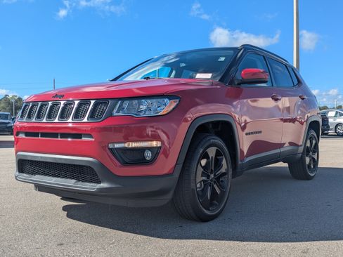 Used 2019 Jeep Compass Altitude image 9