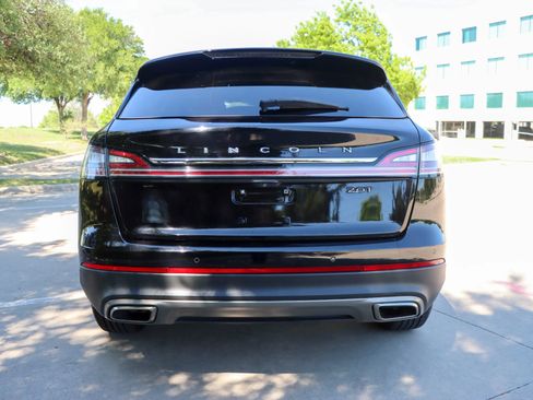 Used 2019 Lincoln Nautilus FWD image 6