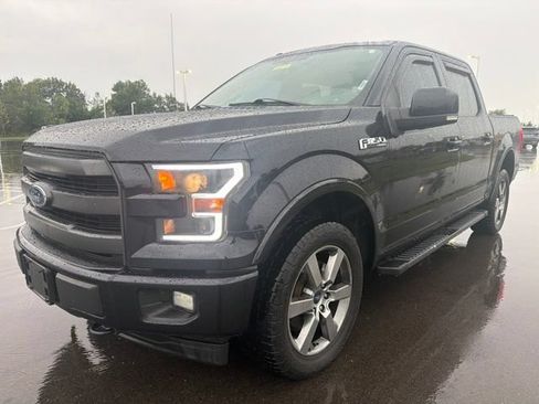 Used 2017 Ford F150 Lariat AWD/4WD image 2