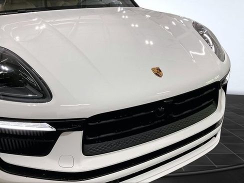 Used 2024 Porsche Macan S w/ Premium Plus Package AWD/4WD image 30