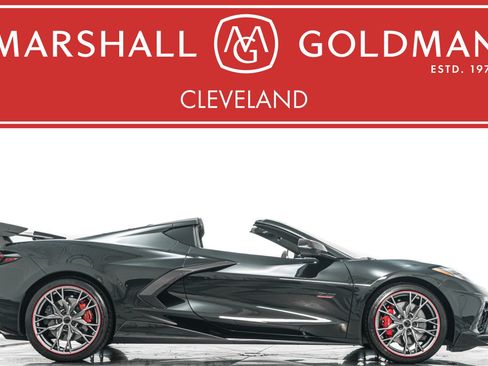 Used 2023 Chevrolet Corvette Stingray Premium Cpe w/ Z51 Performance Package RWD image 1