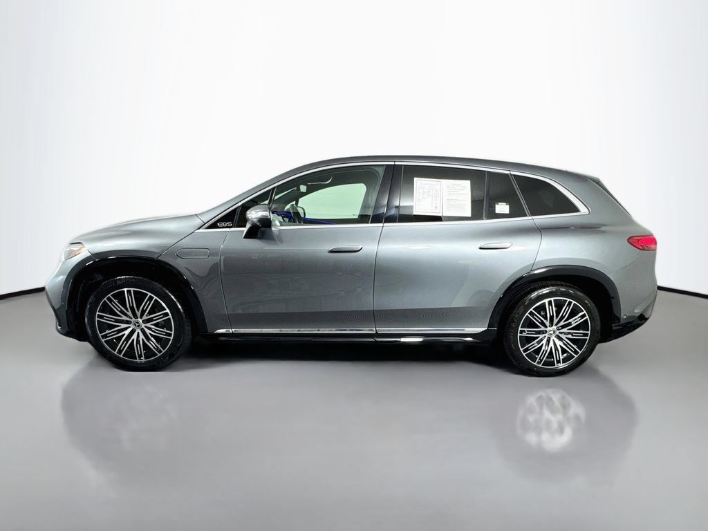 Used 2023 Mercedes-Benz EQS 580 4MATIC SUV image 8
