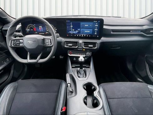 Used 2024 Ford Mustang Dark Horse image 7