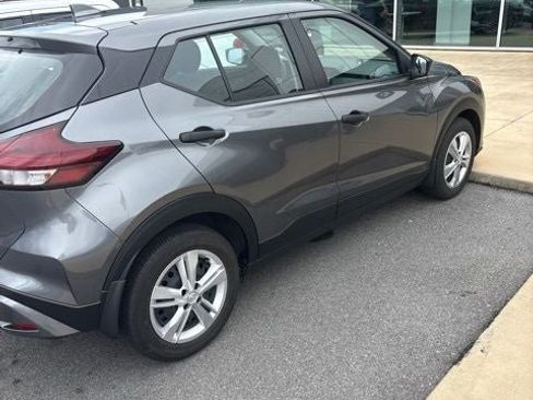 Used 2024 Nissan Kicks S FWD image 6