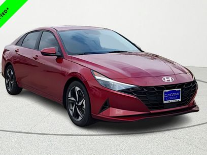Used 2023 Hyundai Elantra SEL w/ Convenience Package