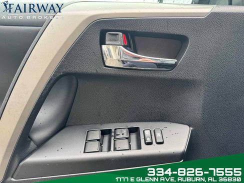 Used 2018 Toyota RAV4 XLE image 14