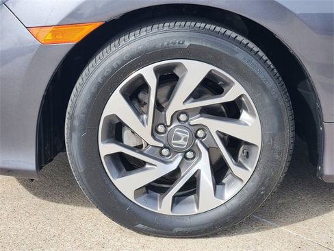 Used 2017 Honda Civic EX image 8