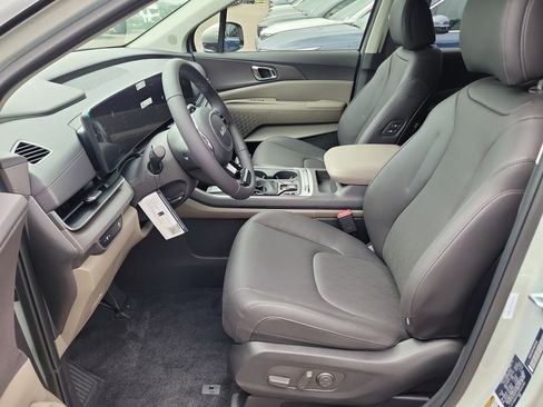 New 2026 Kia Carnival SX FWD image 23