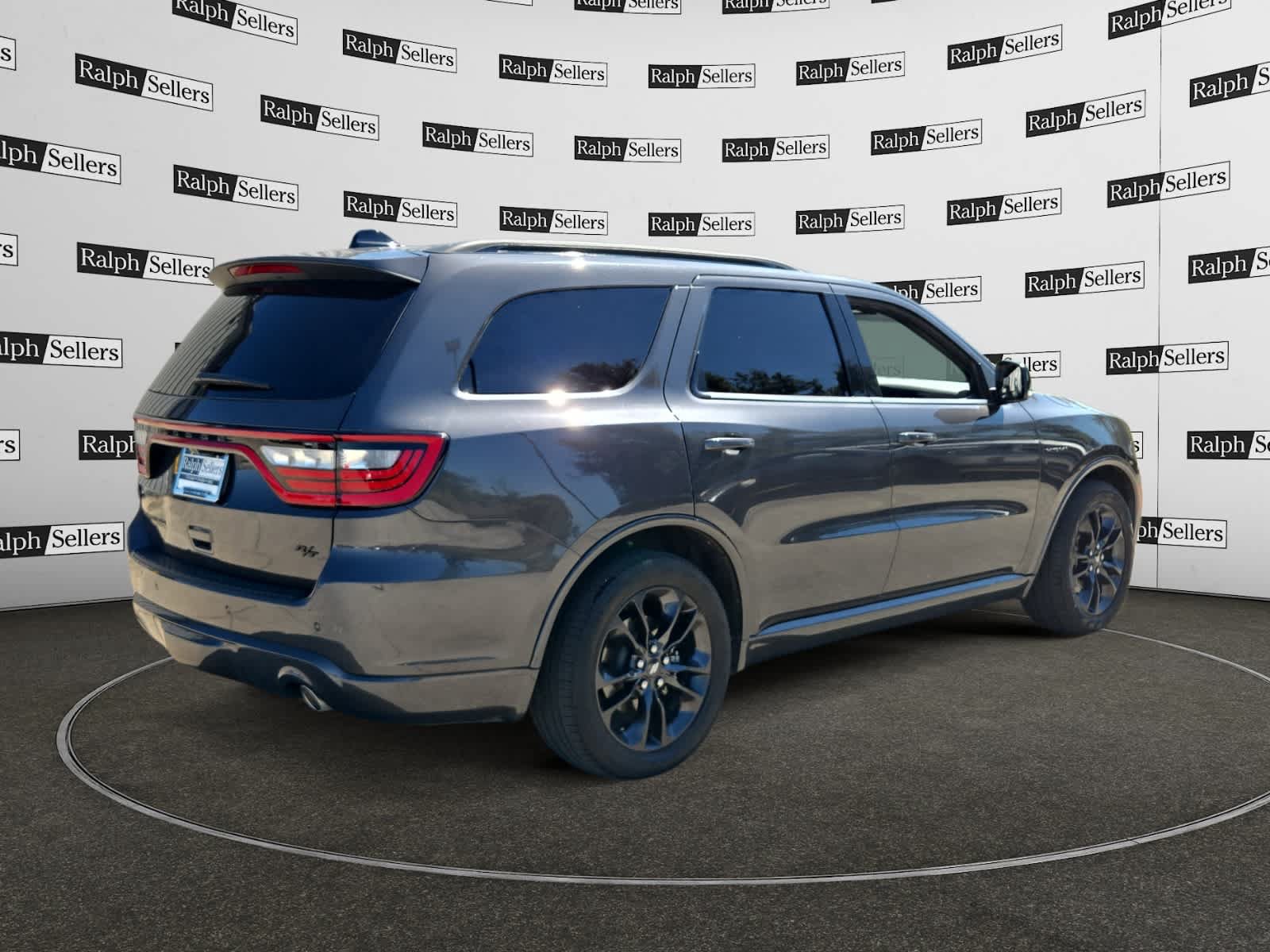 Used 2023 Dodge Durango R/T RWD image 6